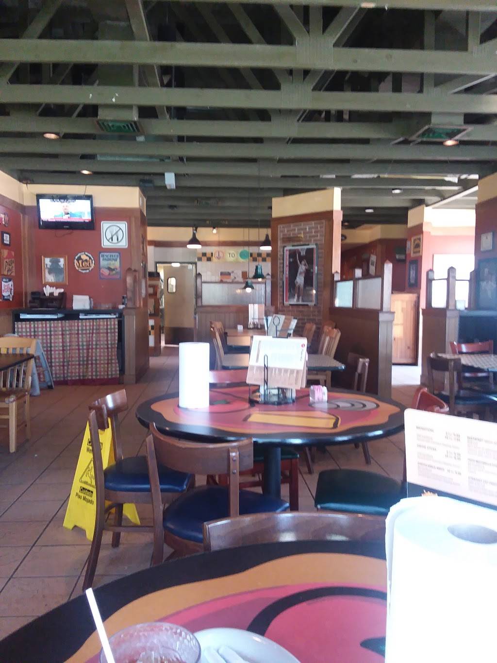 Pizza Hut | restaurant | 2350 N Main St, Liberty, TX 77575, USA | 9363368708 OR +1 936-336-8708
