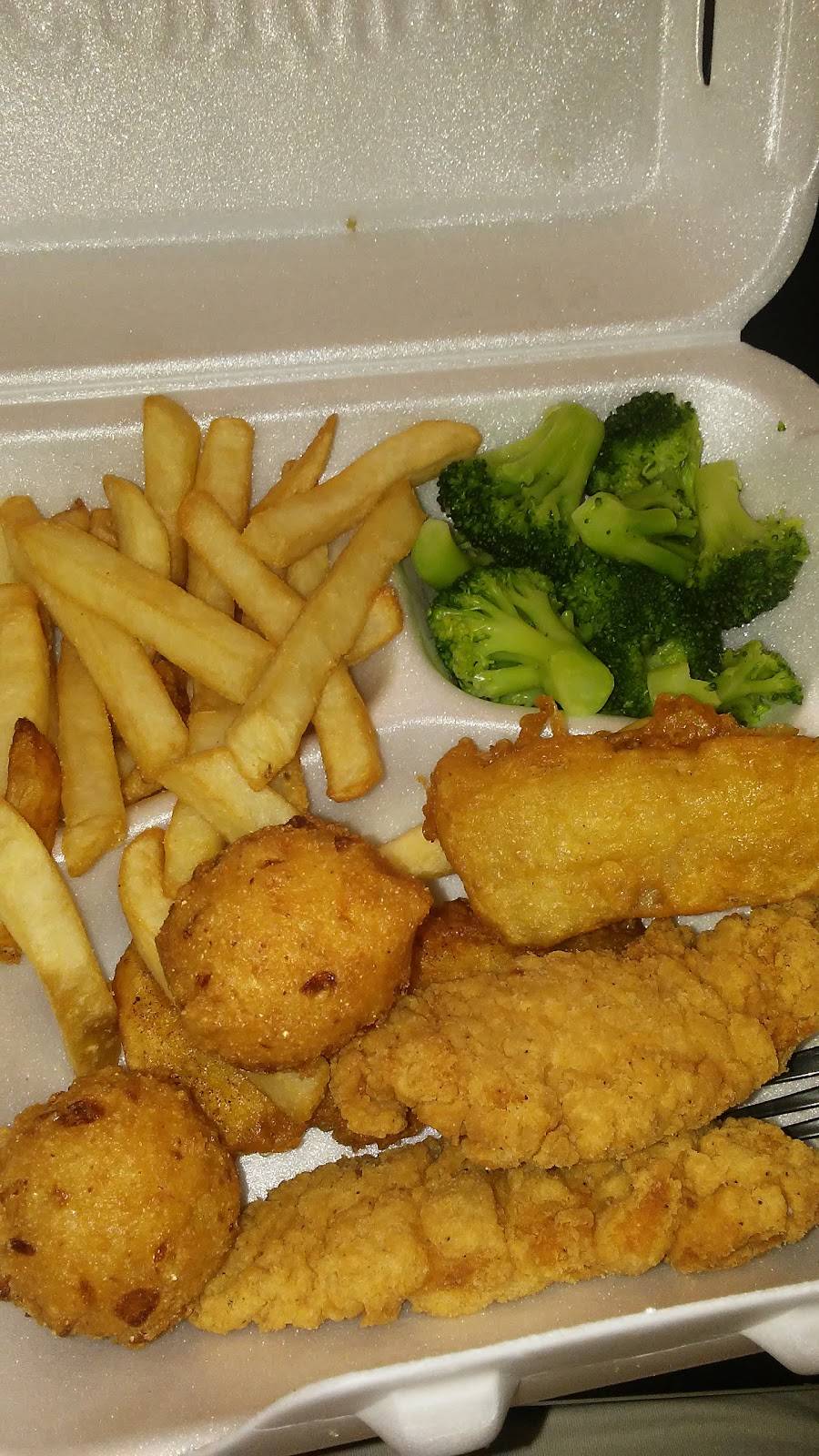 Captain Ds | restaurant | 656 Bush River Rd, Columbia, SC 29210, USA | 8037987482 OR +1 803-798-7482