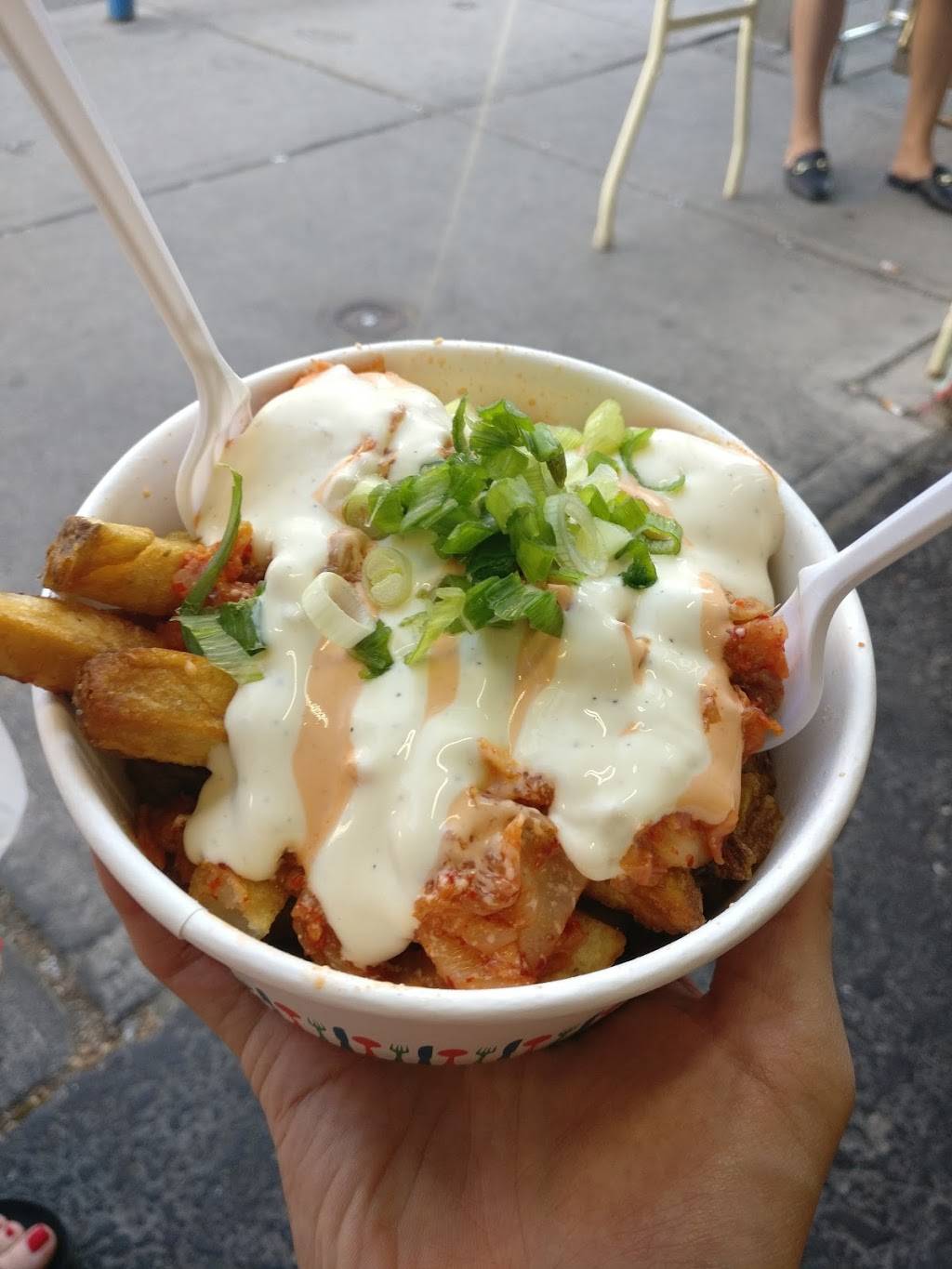 Hungary Thai | restaurant | 196 Augusta Ave, Toronto, ON M5T 2L6, Canada | 4165956405 OR +1 416-595-6405