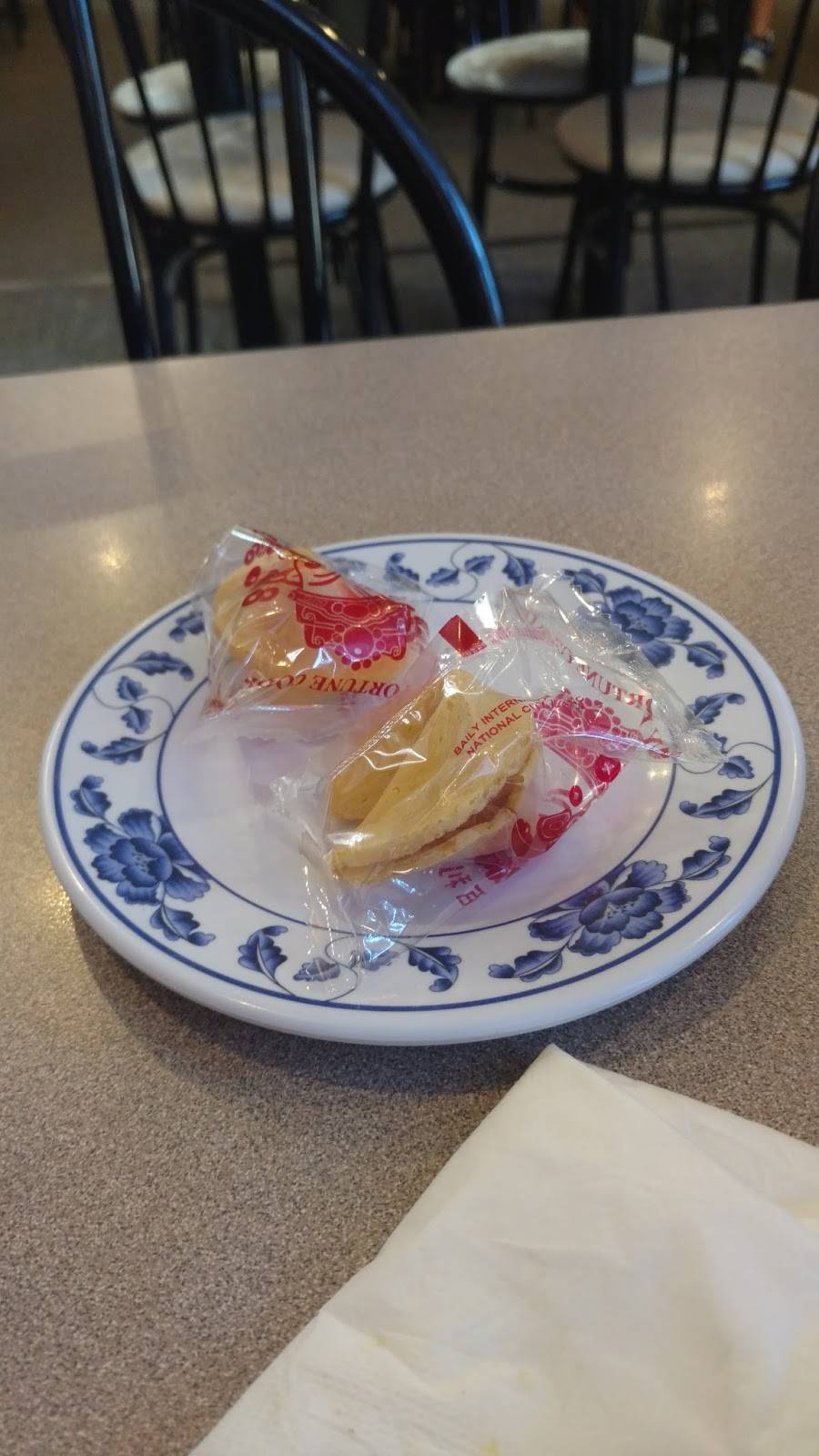 Golden Dragon Chinese Restaurant | restaurant | 111 W Monroe St, Bloomington, IL 61701, USA | 3098219797 OR +1 309-821-9797