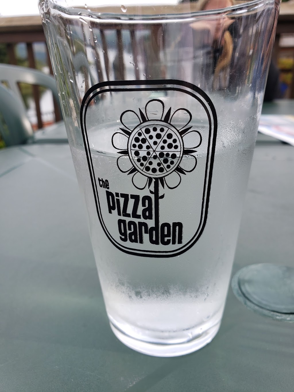Pizza Garden | restaurant | 35815 Highway 101 N, Nehalem, OR 97131, USA | 5033687675 OR +1 503-368-7675