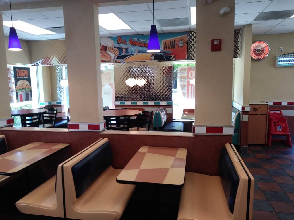 A&W | restaurant | 6700 Commerce Blvd, Rohnert Park, CA 94928, USA | 7075849070 OR +1 707-584-9070