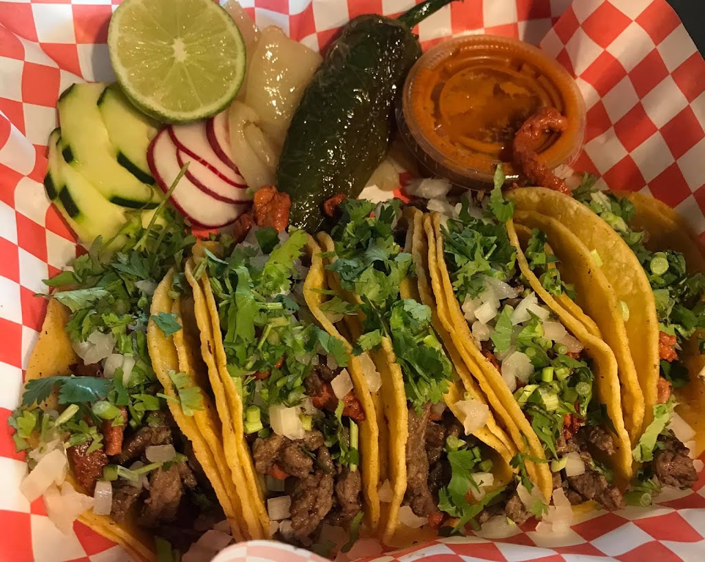 Taquitos Los Compadres | restaurant | 6614 San Pedro Ave, San Antonio, TX 78216, USA | 2103099136 OR +1 210-309-9136