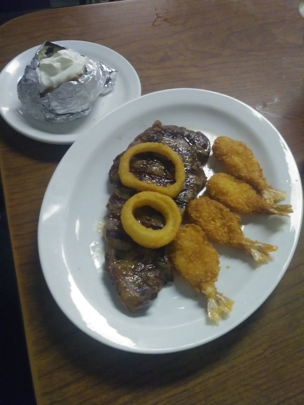 Marshall Family Restaurant | restaurant | 701 Archer Ave, Marshall, IL 62441, USA | 2178263342 OR +1 217-826-3342