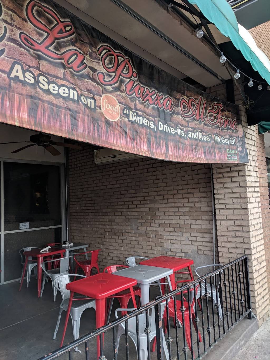 La Piazza Al Forno | restaurant | 5803 W Glendale Ave, Glendale, AZ 85301, USA | 6238473301 OR +1 623-847-3301