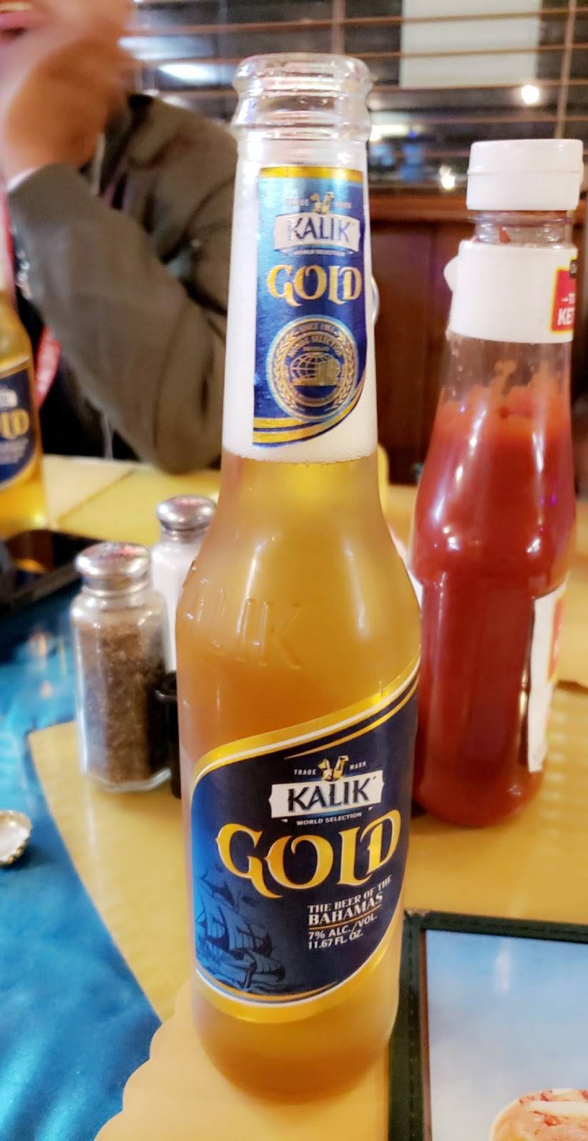 Bahamian Reef Seafood Restaurant | restaurant | 7836 NW 44th St, Sunrise, FL 33351, USA | 9547487835 OR +1 954-748-7835