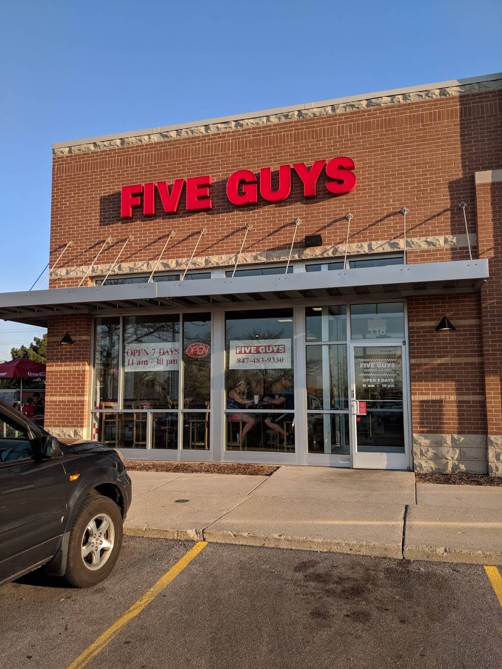 Five Guys | meal takeaway | Nec Rand Rd. & Kensinton Road, Mt Prospect, IL 60056, USA | 8474839330 OR +1 847-483-9330