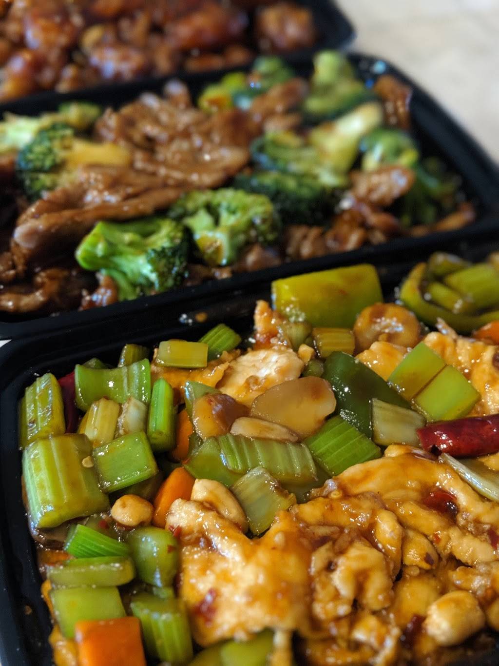 Red Dragon Chinese Food | restaurant | 2160 N Alma School Rd, Chandler, AZ 85224, USA | 4807221222 OR +1 480-722-1222