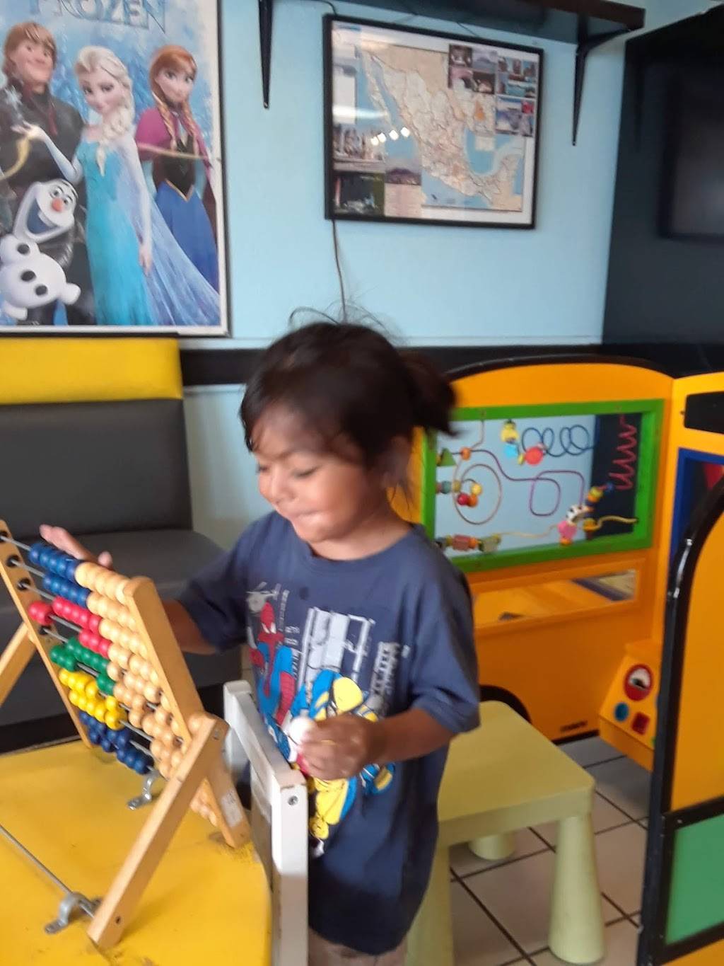 Regios Mexican Food | restaurant | 1705 E Indian School Rd, Phoenix, AZ 85016, USA | 6022741999 OR +1 602-274-1999