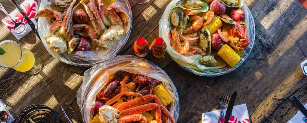 Crab Du Jour - Cajun Seafood | restaurant | 9080 N Green Bay Rd, Milwaukee, WI 53209, USA | 4143555565 OR +1 414-355-5565