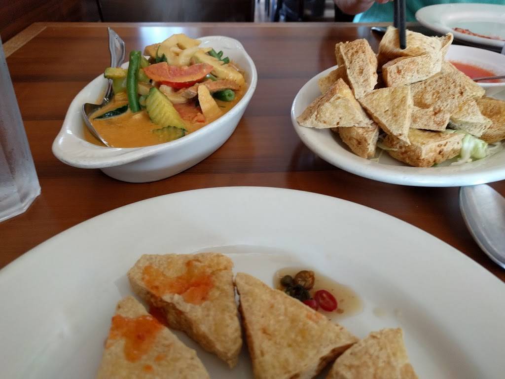 Bangkok Paradise | restaurant | 3344 N Texas St a, Fairfield, CA 94533, USA | 7074348424 OR +1 707-434-8424