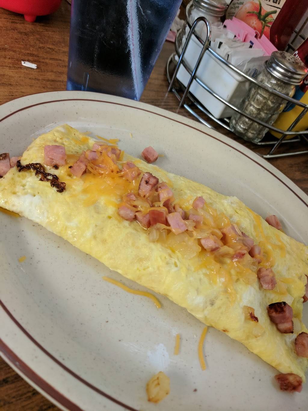 Studebakers Country Restaurant | restaurant | 4679 West Highway, US-36, Urbana, OH 43078, USA | 9376538078 OR +1 937-653-8078