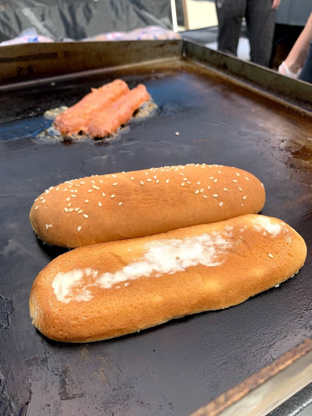 VBurger | restaurant | 420 Cherry Ave, Long Beach, CA 90802, USA | 5625889073 OR +1 562-588-9073