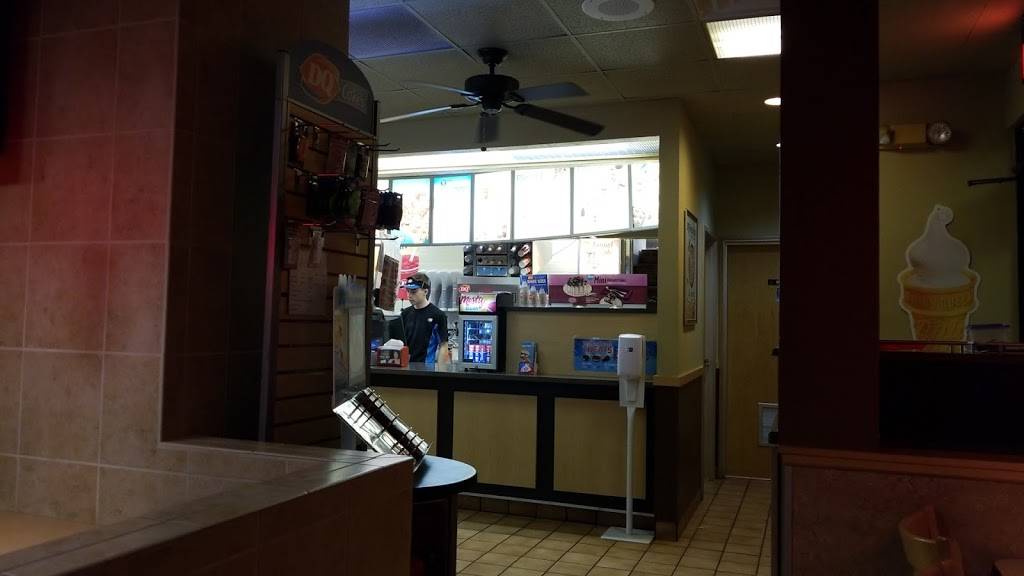 Dairy Queen Grill & Chill | restaurant | 241 E W Main St, Hortonville, WI 54944, USA | 9207790502 OR +1 920-779-0502