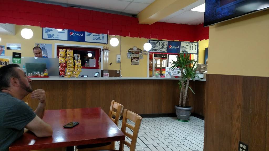 Ts Grand Slam Pizza & Grill at the Bunny Hutch | restaurant | 6438 N Lincoln Ave, Lincolnwood, IL 60712, USA | 2244705001 OR +1 224-470-5001