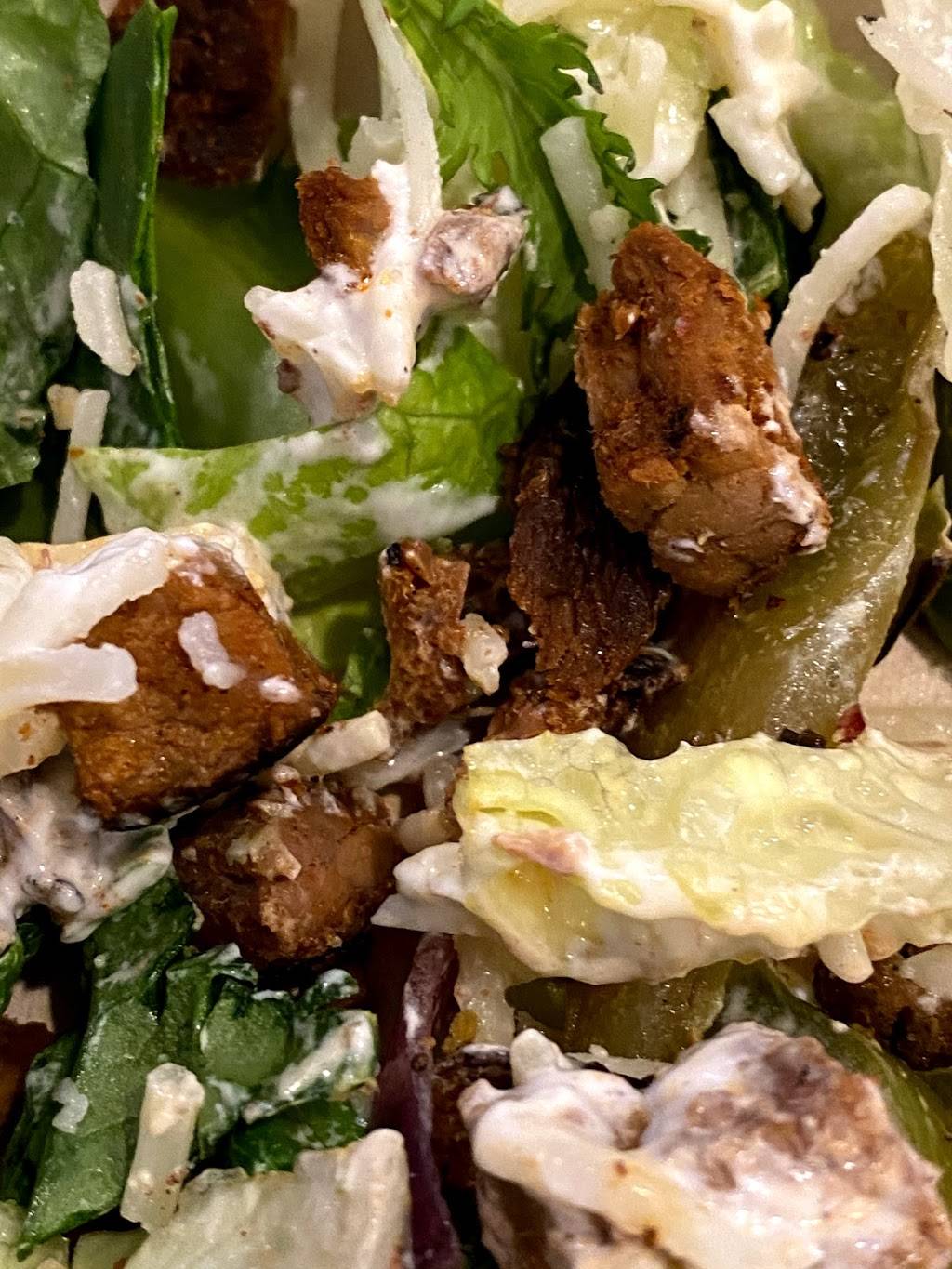 Chipotle Mexican Grill | restaurant | 18725 S Nogales Hwy, Green Valley, AZ 85614, USA | 5204686356 OR +1 520-468-6356