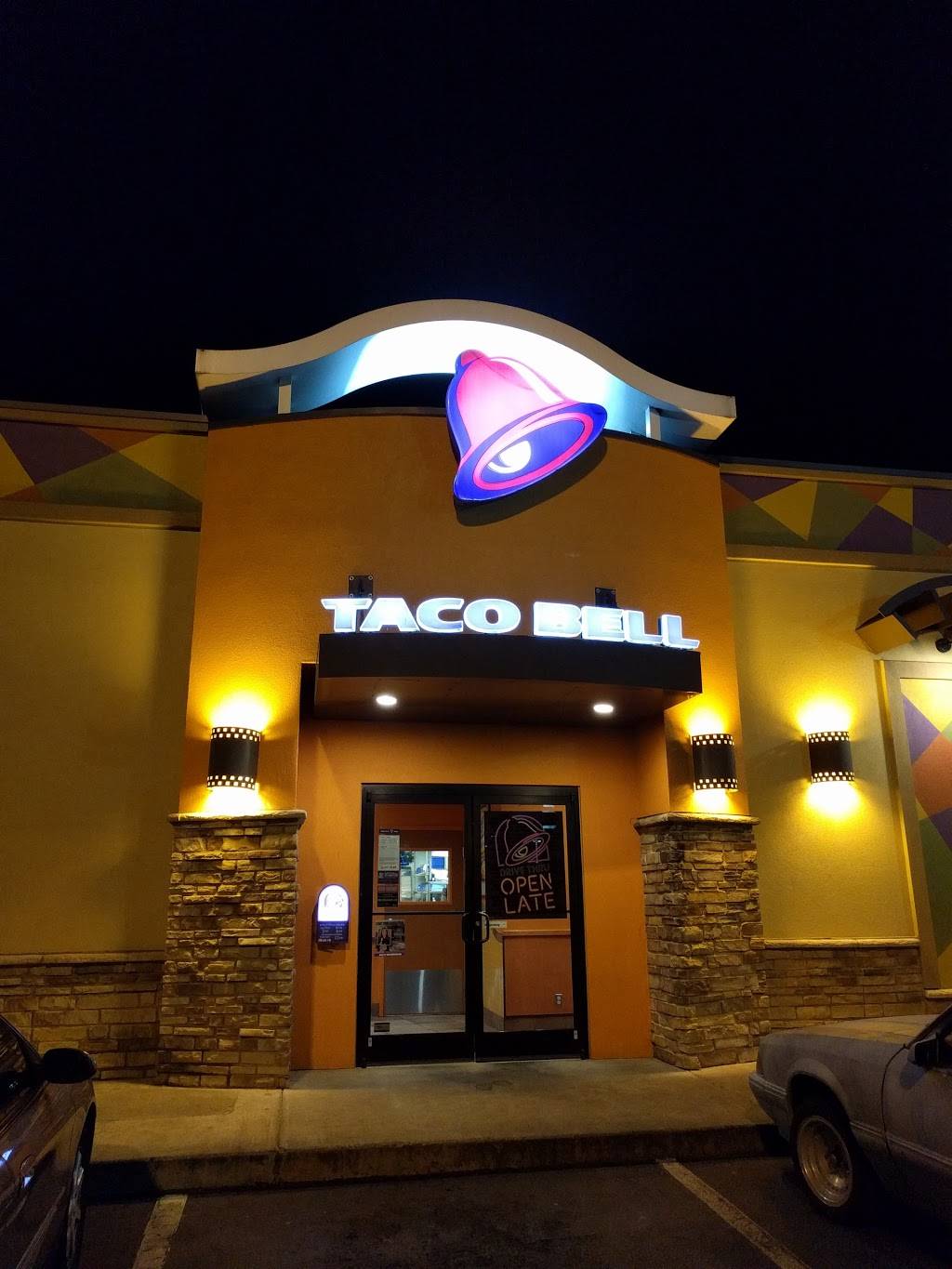Taco Bell | meal takeaway | 1660 E Stone Dr, Kingsport, TN 37660, USA | 4232461576 OR +1 423-246-1576