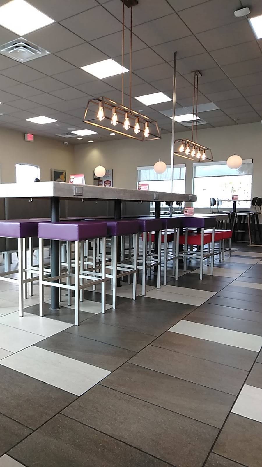 Jack in the Box | restaurant | 7911-A Artcraft Rd A, El Paso, TX 79932, USA | 9155814500 OR +1 915-581-4500