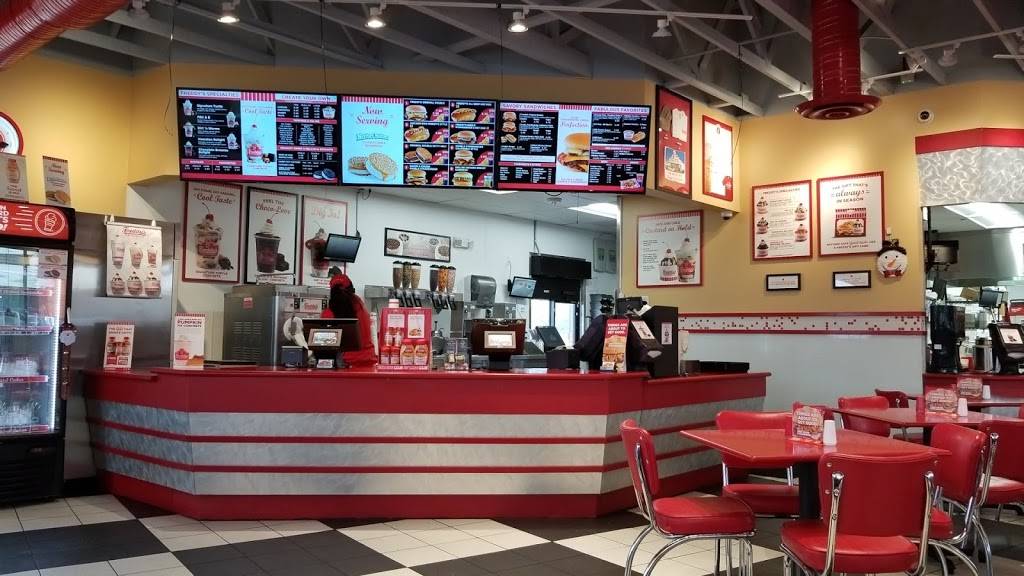 Freddys Frozen Custard & Steakburgers | restaurant | 310 N Interstate 35 Frontage Rd #101, San Marcos, TX 78666, USA | 5123926020 OR +1 512-392-6020