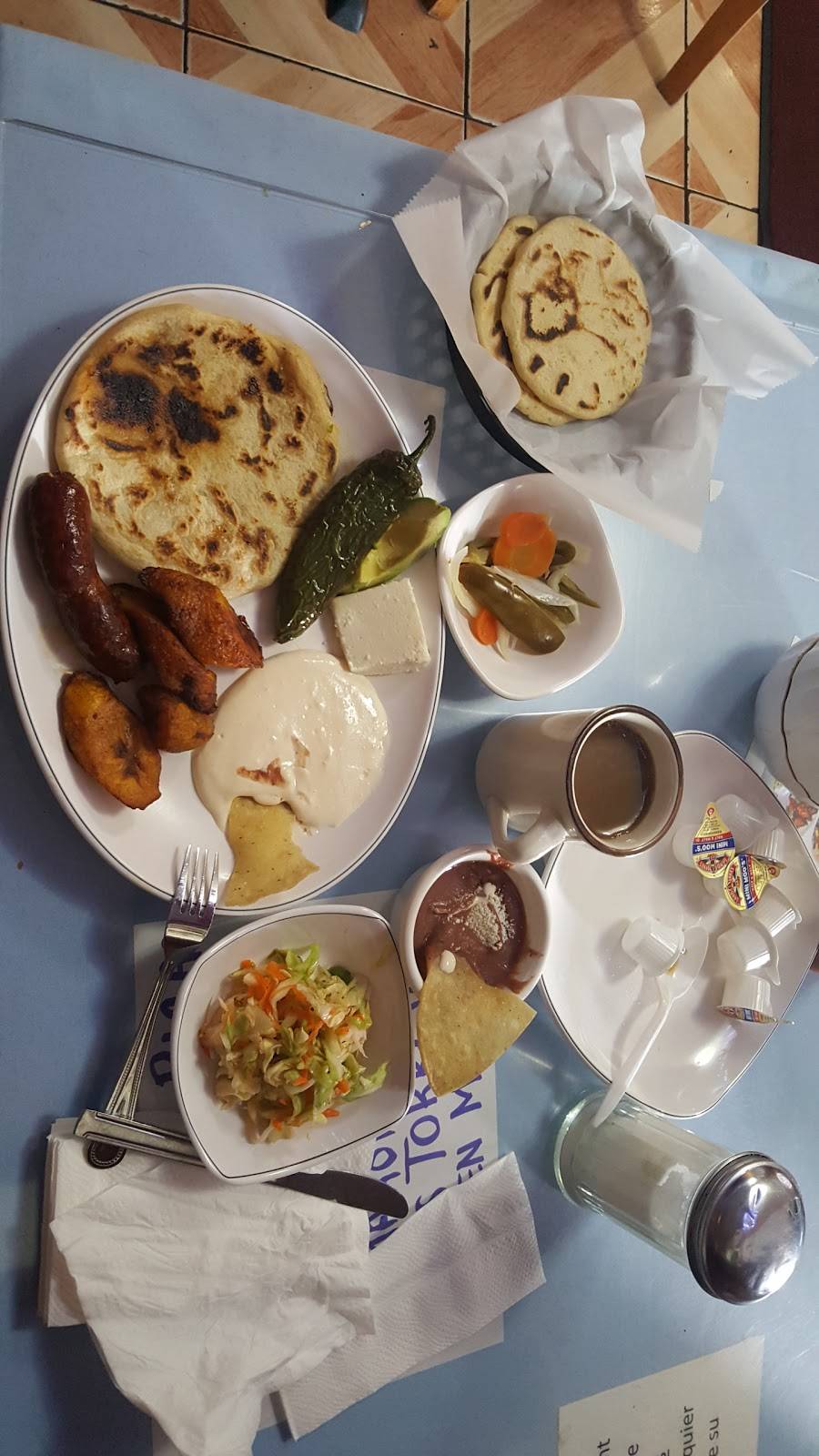 Flor Blanca Restaurant | restaurant | 806 S Alvarado St, Los Angeles, CA 90057, USA | 2133806400 OR +1 213-380-6400