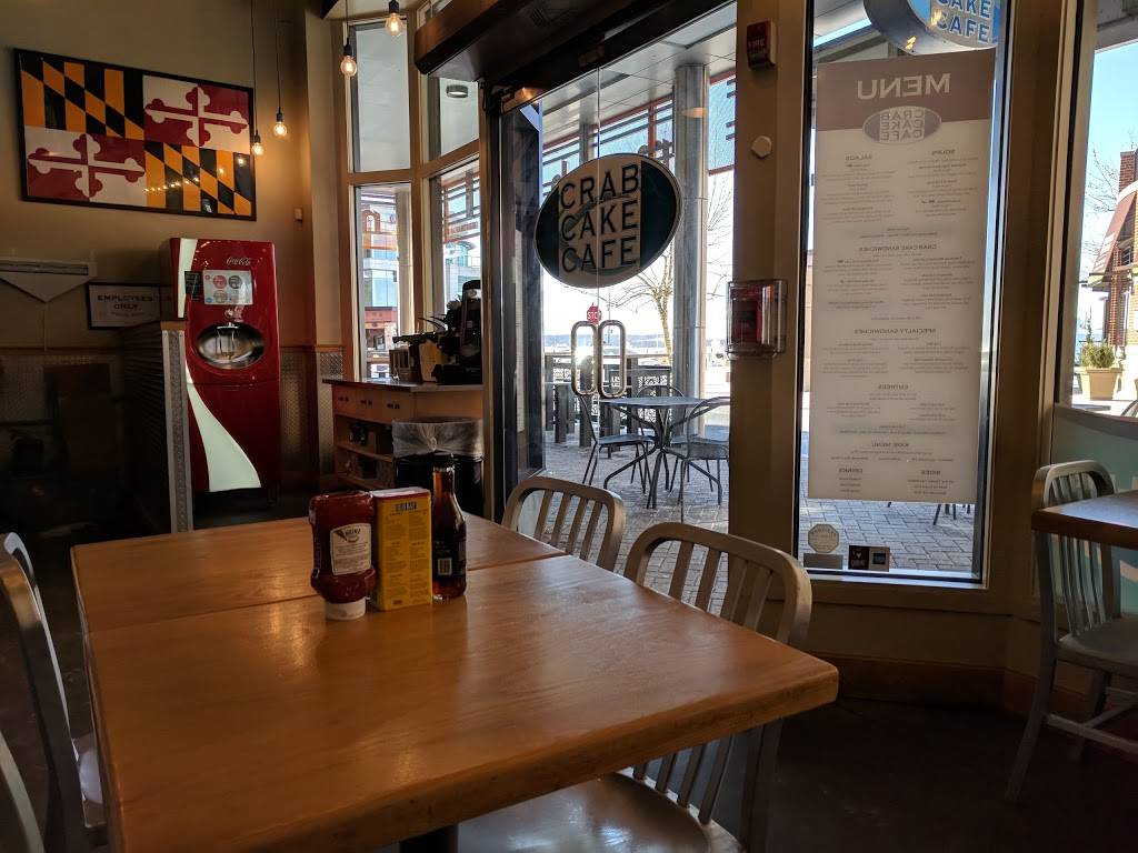 Crab Cake Cafe | restaurant | 140 National Plaza, Oxon Hill, MD 20745, USA | 2407662063 OR +1 240-766-2063
