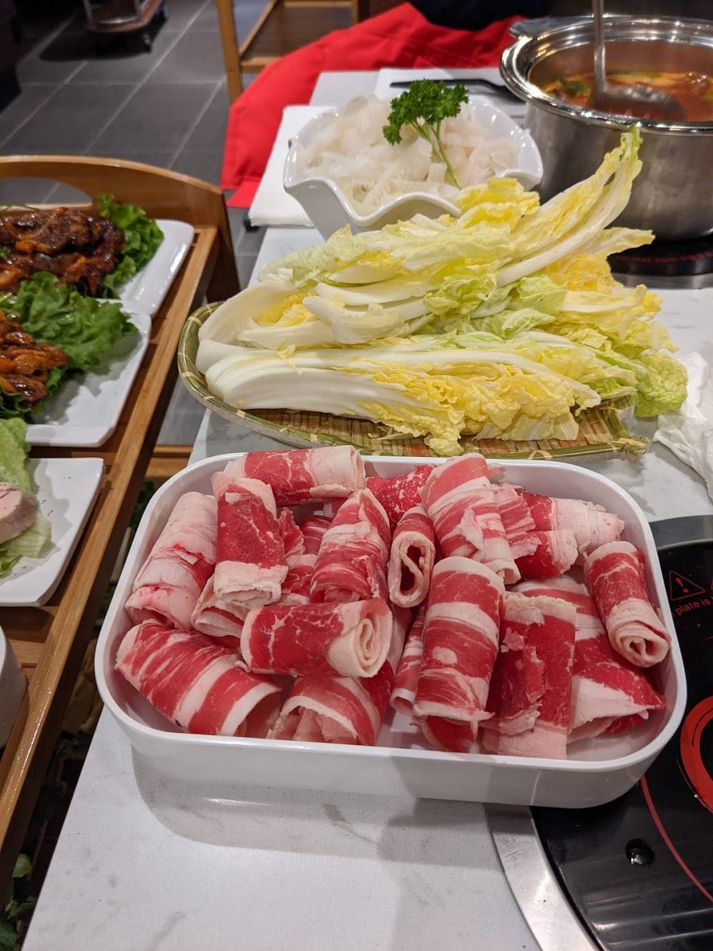 Georges Hot Pot & Korean BBQ Restauran | restaurant | 24 Bureau Dr, Gaithersburg, MD 20878, USA | 3012086868 OR +1 301-208-6868