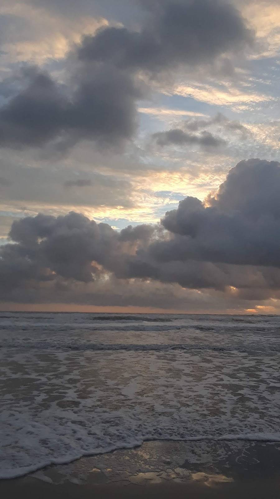 Anastasia Plaza | shopping mall | 1033 A1A Beach Blvd, St. Augustine, FL 32080, USA | 9045987000 OR +1 904-598-7000