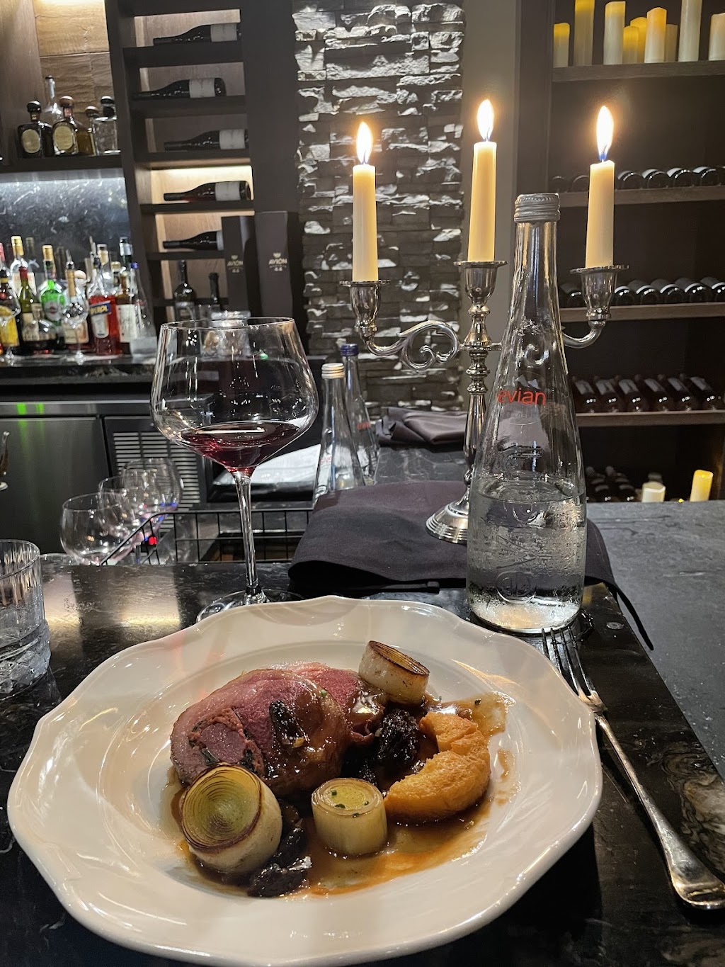 Village Bistro at The Meritage | restaurant | 850 Bordeaux Way, Napa, CA 94558, USA | 7072511950 OR +1 707-251-1950