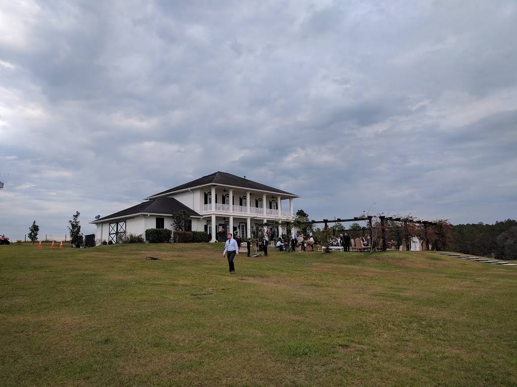 Barrington Hill Weddings and Events | restaurant | 16117 Lake Iola Rd, Dade City, FL 33523, USA | 7276436128 OR +1 727-643-6128