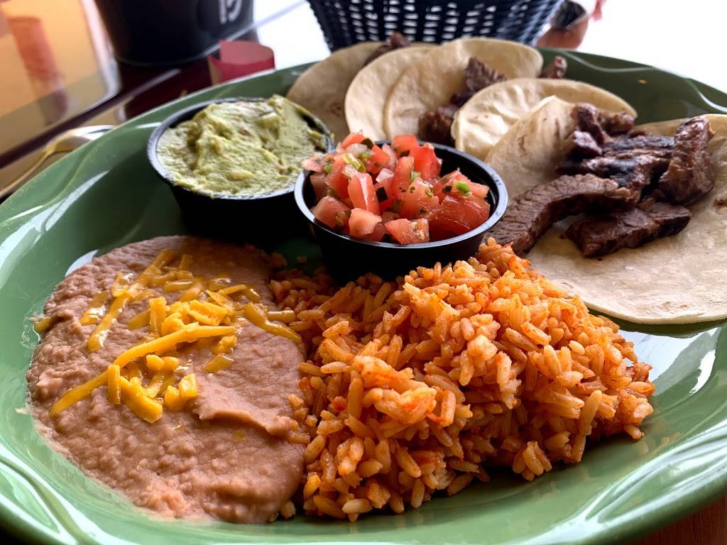 Moosehill Brighton | restaurant | 839 S Kuner Rd, Brighton, CO 80601, USA | 7206851533 OR +1 720-685-1533