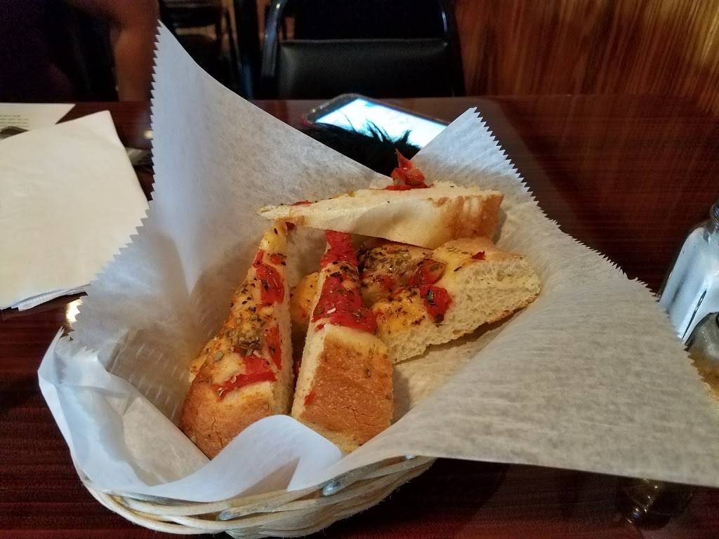 Vito & Michaels Pizzeria | restaurant | 7704 Blind Pass Rd, St Pete Beach, FL 33706, USA | 7273603658 OR +1 727-360-3658