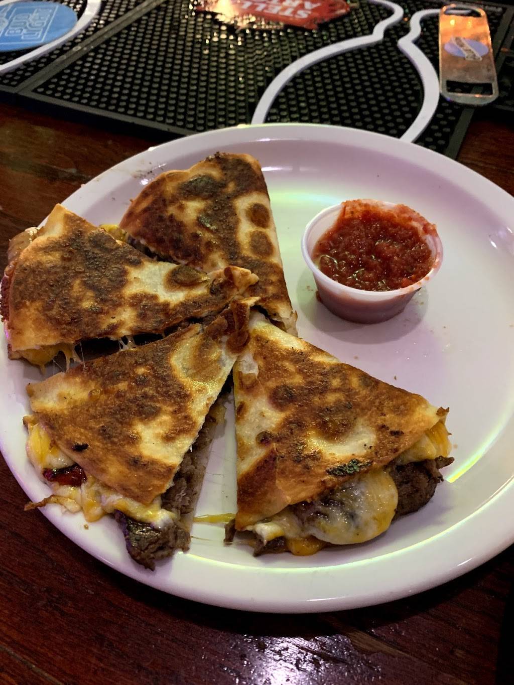 Jos Saloon & Eatery | restaurant | 4400 SE International Way, Portland, OR 97222, USA | 5036536798 OR +1 503-653-6798