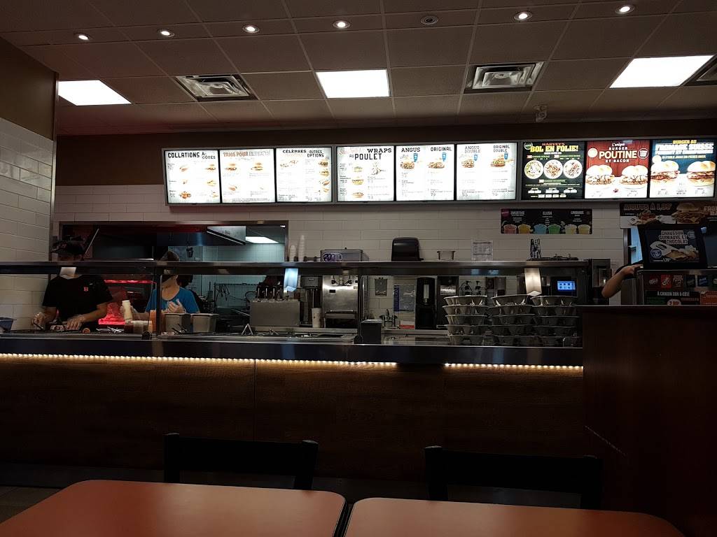 Harveys | restaurant | 14855 Boul de Pierrefonds, Pierrefonds, QC H9H 4M5, Canada | 5146961788 OR +1 514-696-1788