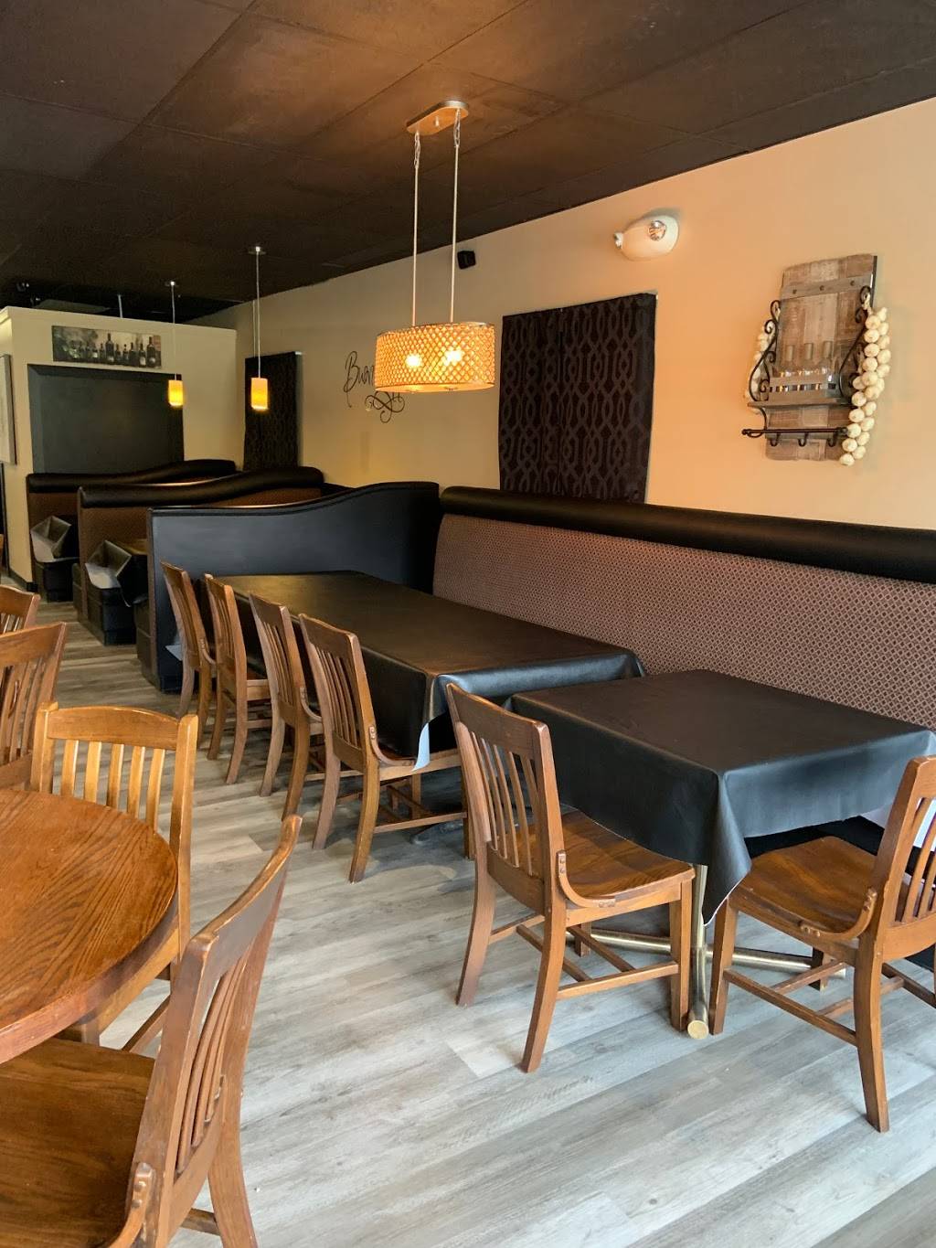 Garlic Pit Pasta House | restaurant | 696 Ridge Rd, Webster, NY 14580, USA | 5856716360 OR +1 585-671-6360