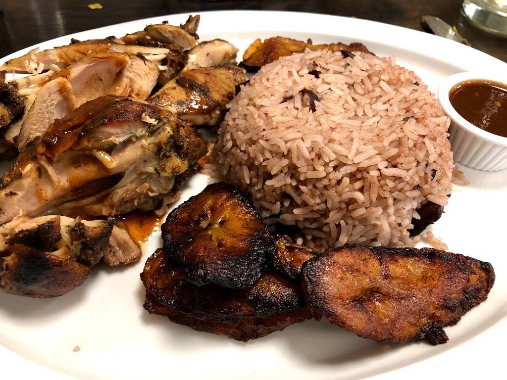 Humming Bird | restaurant | 104 Broadway, Newport, RI 02840, USA | 4016190032 OR +1 401-619-0032