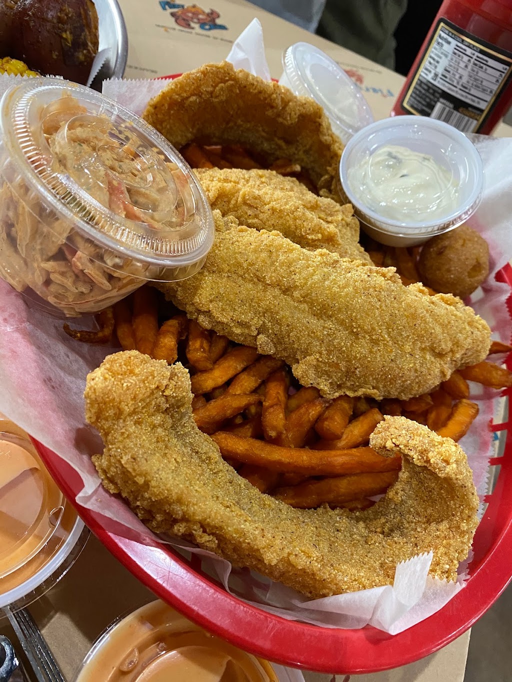 Fiery Crab Seafood Restaurant And Bar | restaurant | 6131 W Park Ave, Houma, LA 70364, USA | 9857465366 OR +1 985-746-5366