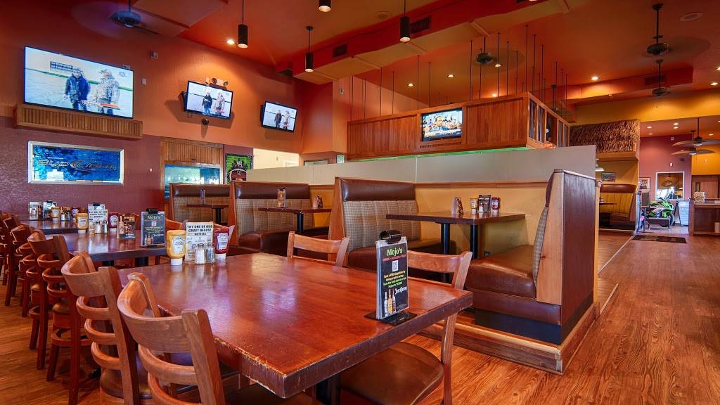 Mojos Wings Burgers Beer | restaurant | 1853 E Memorial Blvd, Lakeland, FL 33801, USA | 8635839119 OR +1 863-583-9119