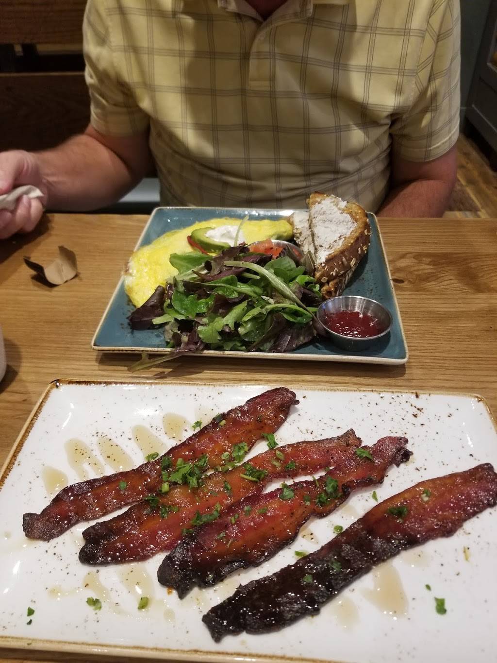 First Watch | restaurant | 25 W Mitchell Hammock Rd #1121, Oviedo, FL 32765, USA | 4079016070 OR +1 407-901-6070