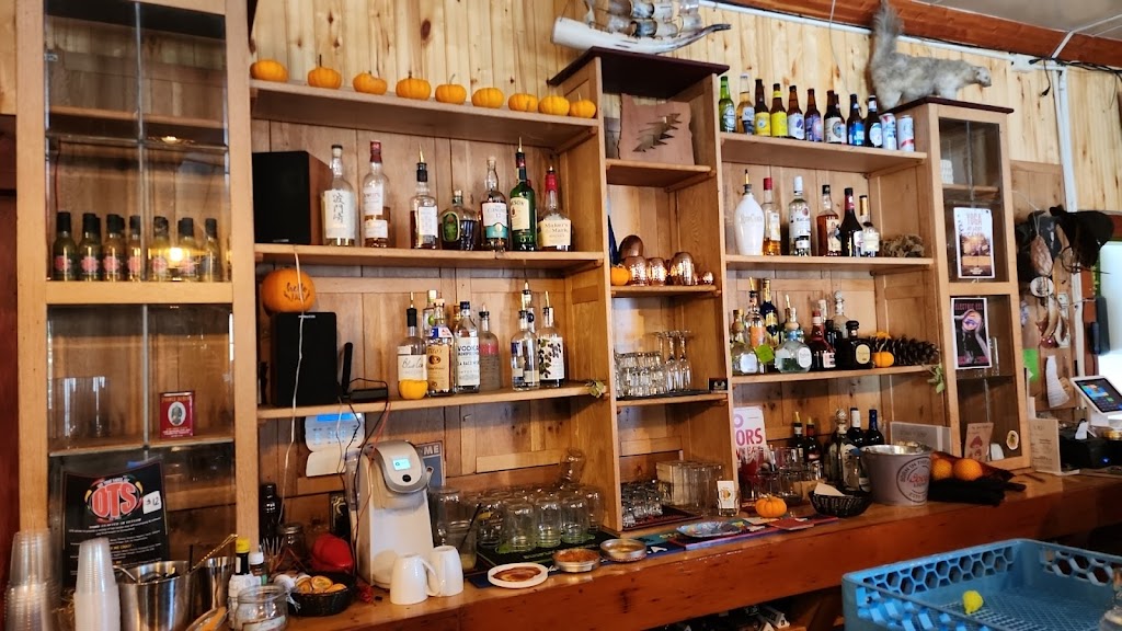 Lost Camp Bar and Grill | restaurant | 24099 Redwood Hwy, Kerby, OR 97531, USA | 5417875057 OR +1 541-787-5057