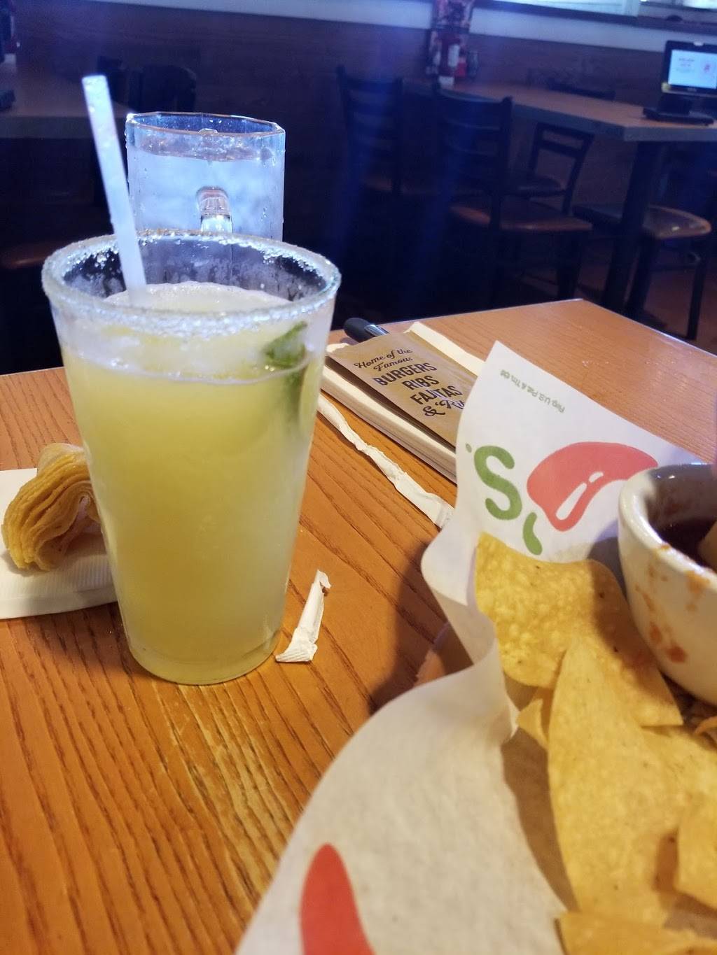 Chilis Grill & Bar | meal takeaway | 5809 Lone Tree Way, Antioch, CA 94531, USA | 9257545880 OR +1 925-754-5880