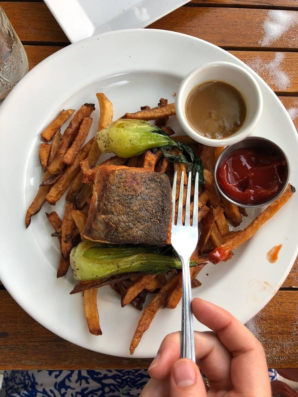 Blind Pig | restaurant | 702 N 2nd St, Philadelphia, PA 19123, USA | 2676394565 OR +1 267-639-4565