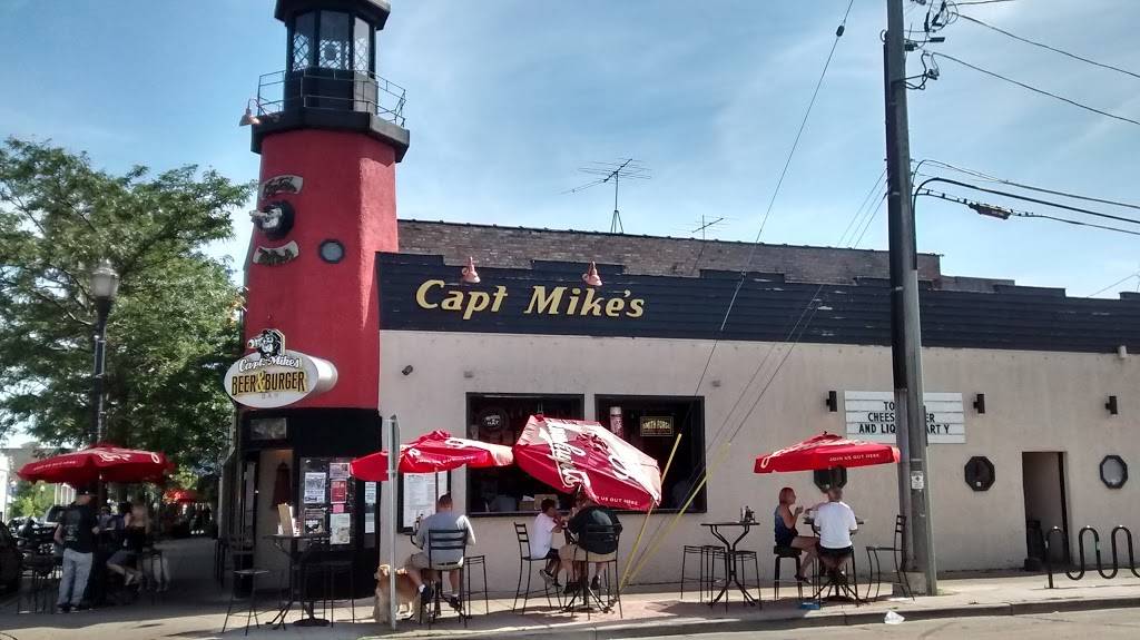 Captain Mikes | restaurant | 5118 6th Ave, Kenosha, WI 53140, USA | 2626582278 OR +1 262-658-2278
