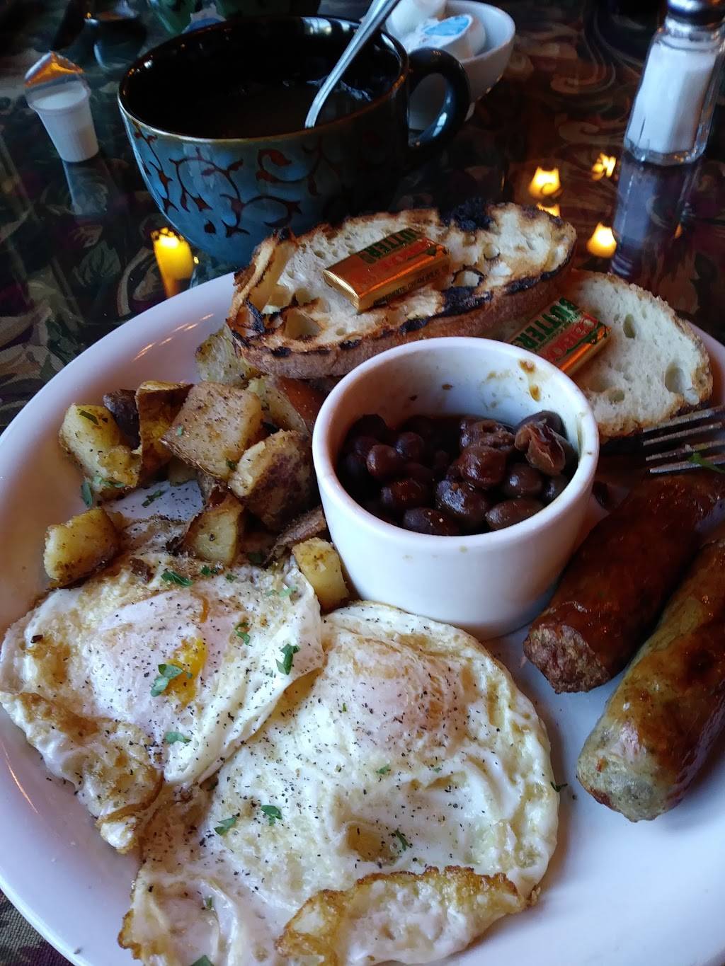 Riverside Farm Restaurant & Wine Market | restaurant | 291 Fairfield St, Oakland, ME 04963, USA | 2074654439 OR +1 207-465-4439