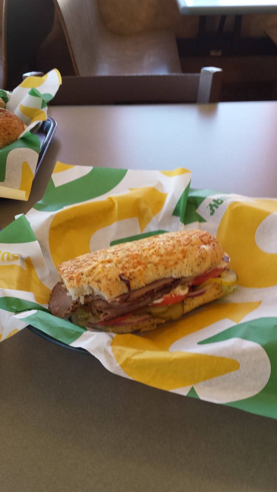 Subway | meal takeaway | 6706 US-45 ALT S, West Point, MS 39773, USA | 6624949040 OR +1 662-494-9040