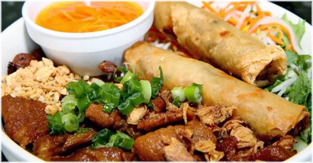 Huongs Vietnamese Restaurant | restaurant | 267 St John St, Portland, ME 04101, USA | 2077752344 OR +1 207-775-2344