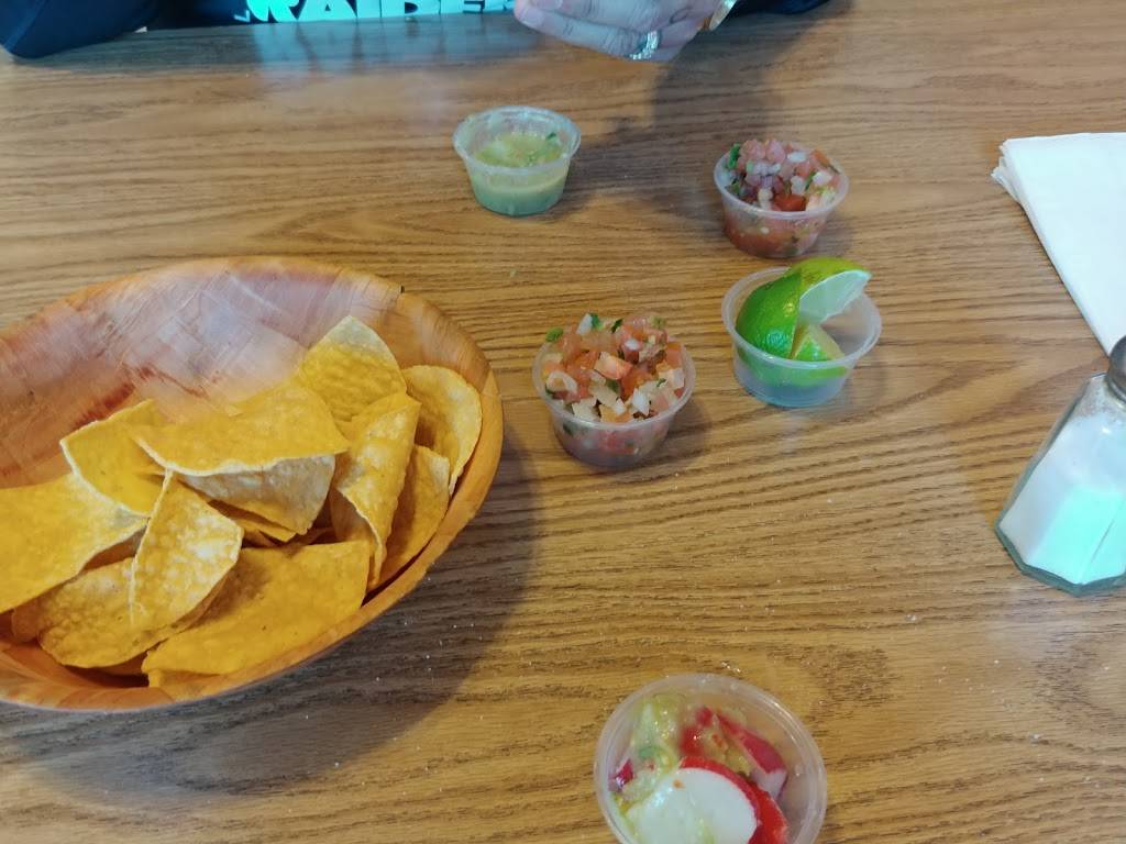 Taqueria 3 Hermanos 2 | restaurant | 3069 Jefferson St, Napa, CA 94558, USA | 7072588443 OR +1 707-258-8443