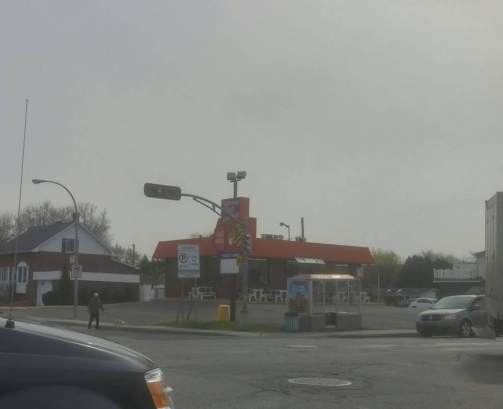 Restaurant Guy La Patate | restaurant | 5616 Grande Allée, Saint-Hubert, QC J3Y 1A8, Canada | 4506763363 OR +1 450-676-3363