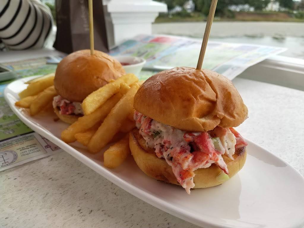 Ogunquit Beach Lobster House | restaurant | 111 Beach St, Ogunquit, ME 03907, USA | 2073602286 OR +1 207-360-2286