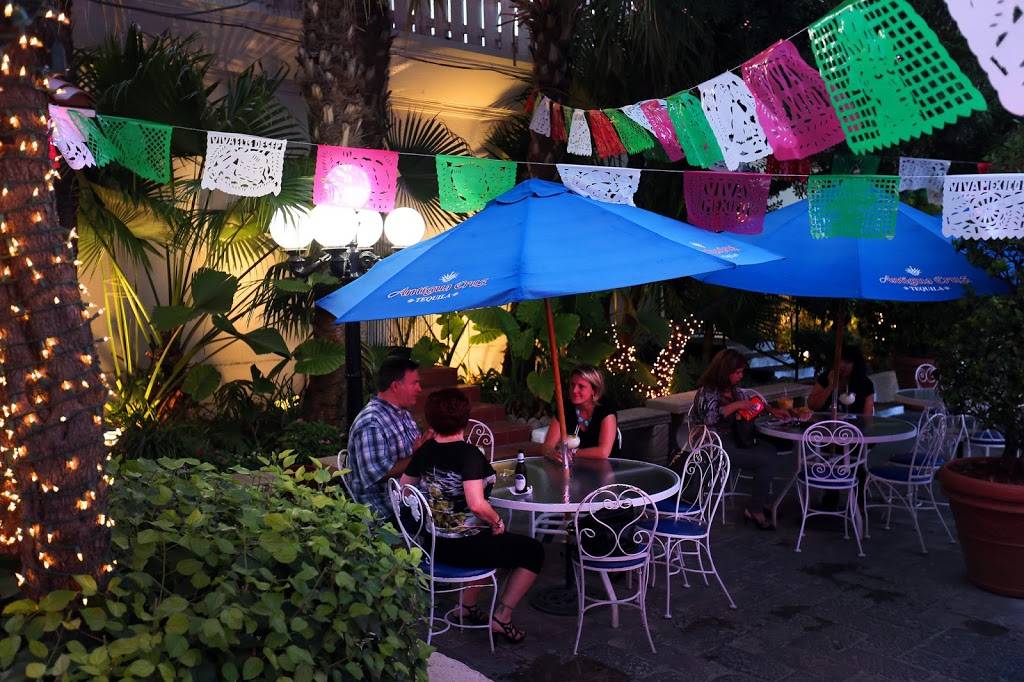 La Fogata Mexican Cuisine | restaurant | 2427 Vance Jackson Rd, San Antonio, TX 78213, USA | 2103401337 OR +1 210-340-1337