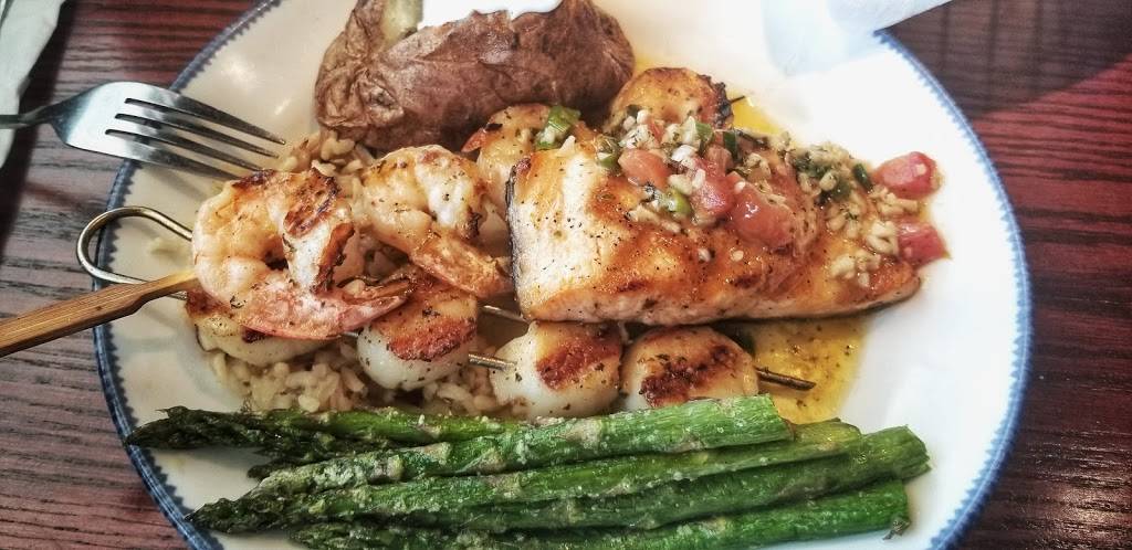 Red Lobster | restaurant | 10136 Two Notch Rd #106, Columbia, SC 29229, USA | 8034621755 OR +1 803-462-1755